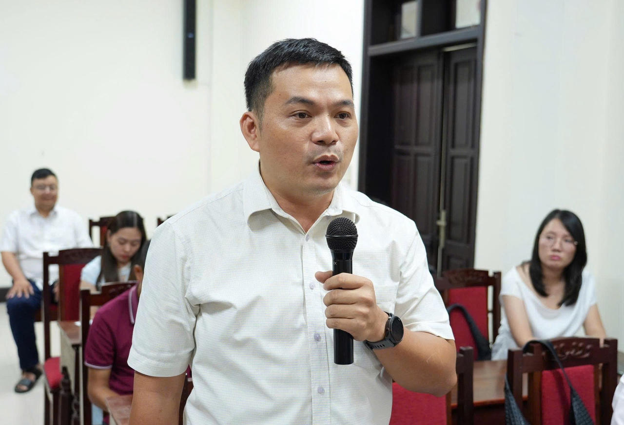 Huế: 21% học sinh thiếu sách giáo khoa, lỗi ở đâu và phải làm gì?