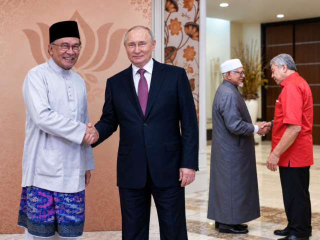 Apa Yang Diceritakan Oleh Pakaian Formal Anda