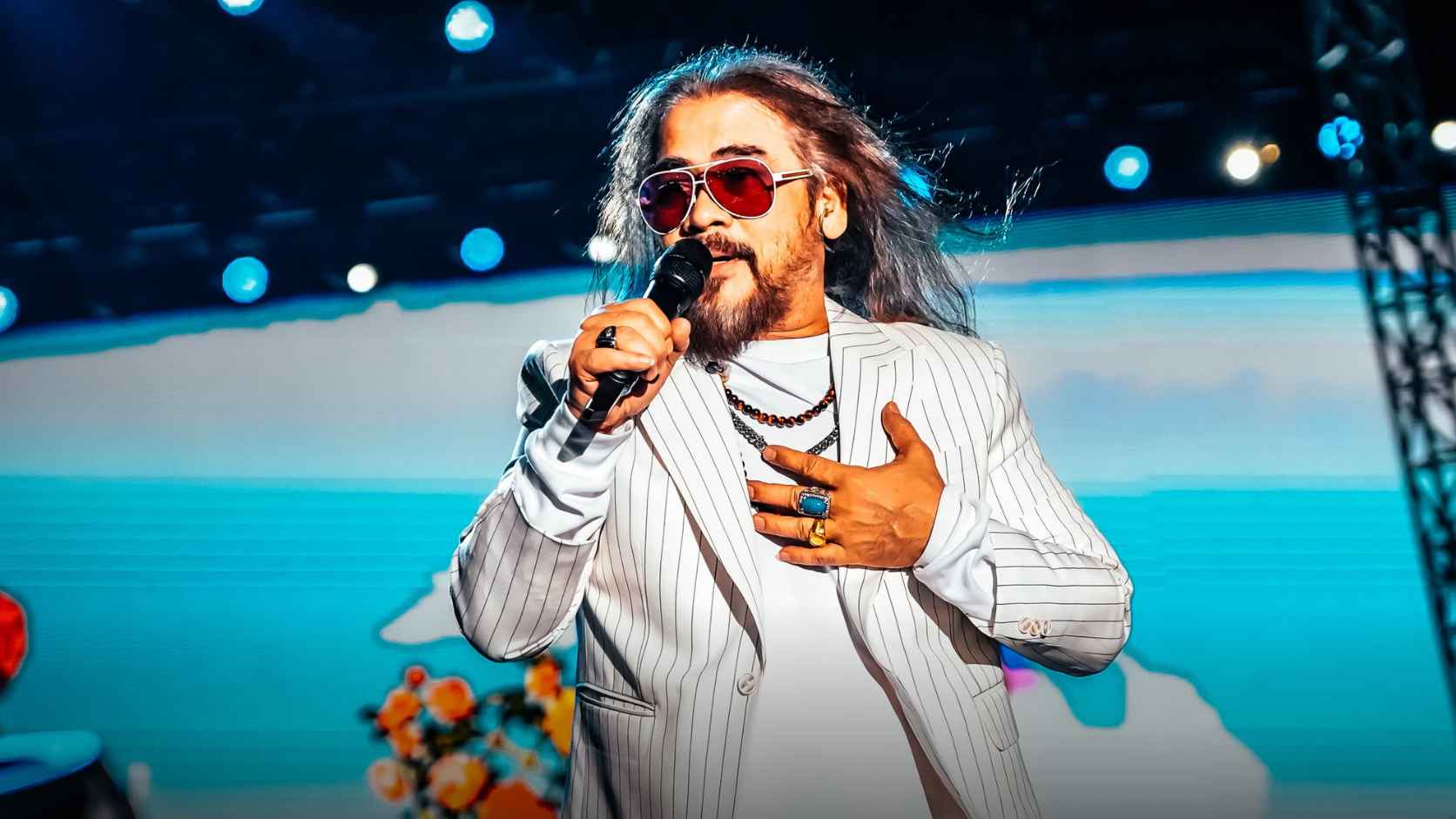Rock King Awie Bangkit Di Stadium Merdeka
