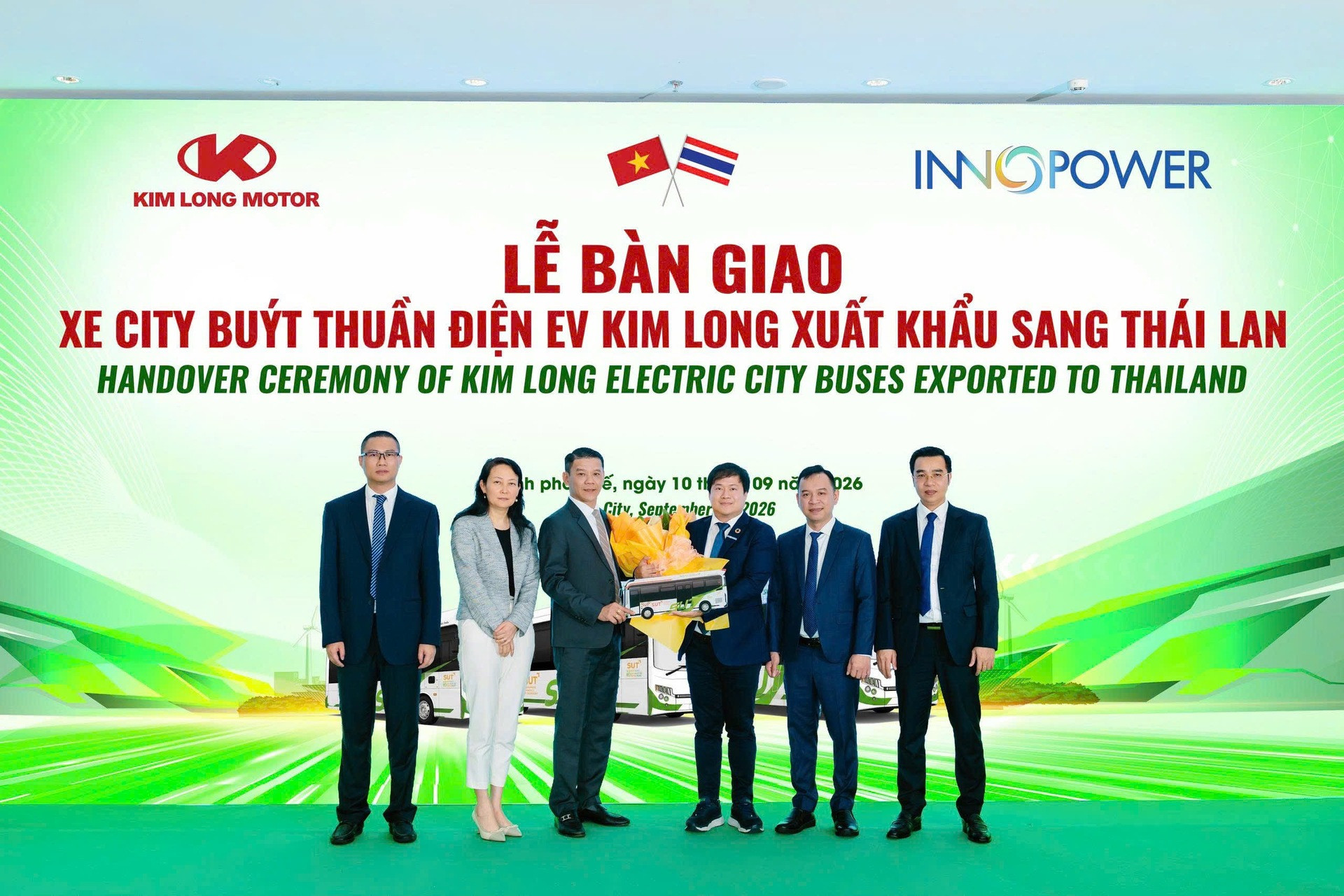 Xe bus điện Việt Nam tiến vào Thái Lan: bước mở rộng táo bạo của Kim Long Motor