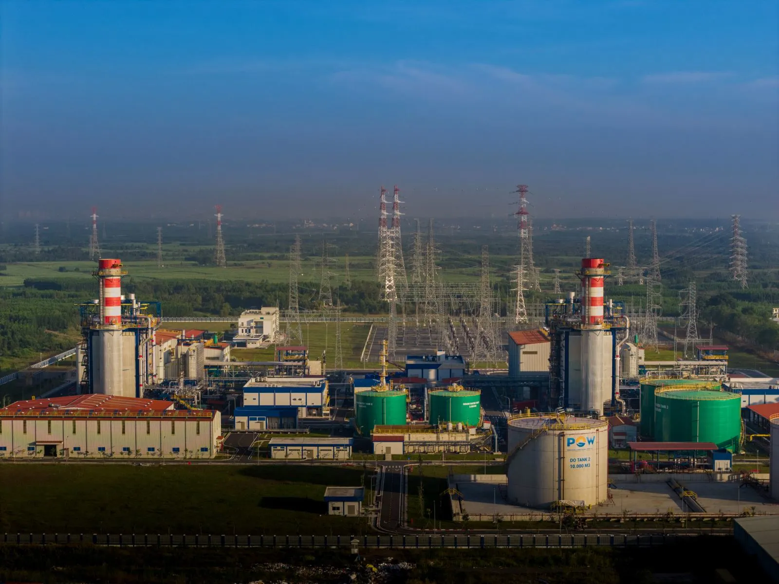 Điện khí LNG: Vì sao quy hoạch lớn nhưng triển khai chậm?