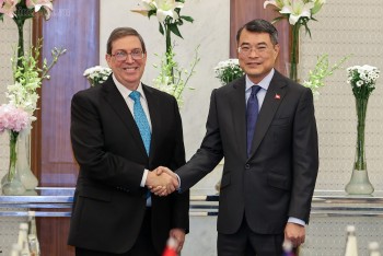 AIIB và bước ngoặt tài chính hạ tầng chiến lược cho chuyển đổi xanh