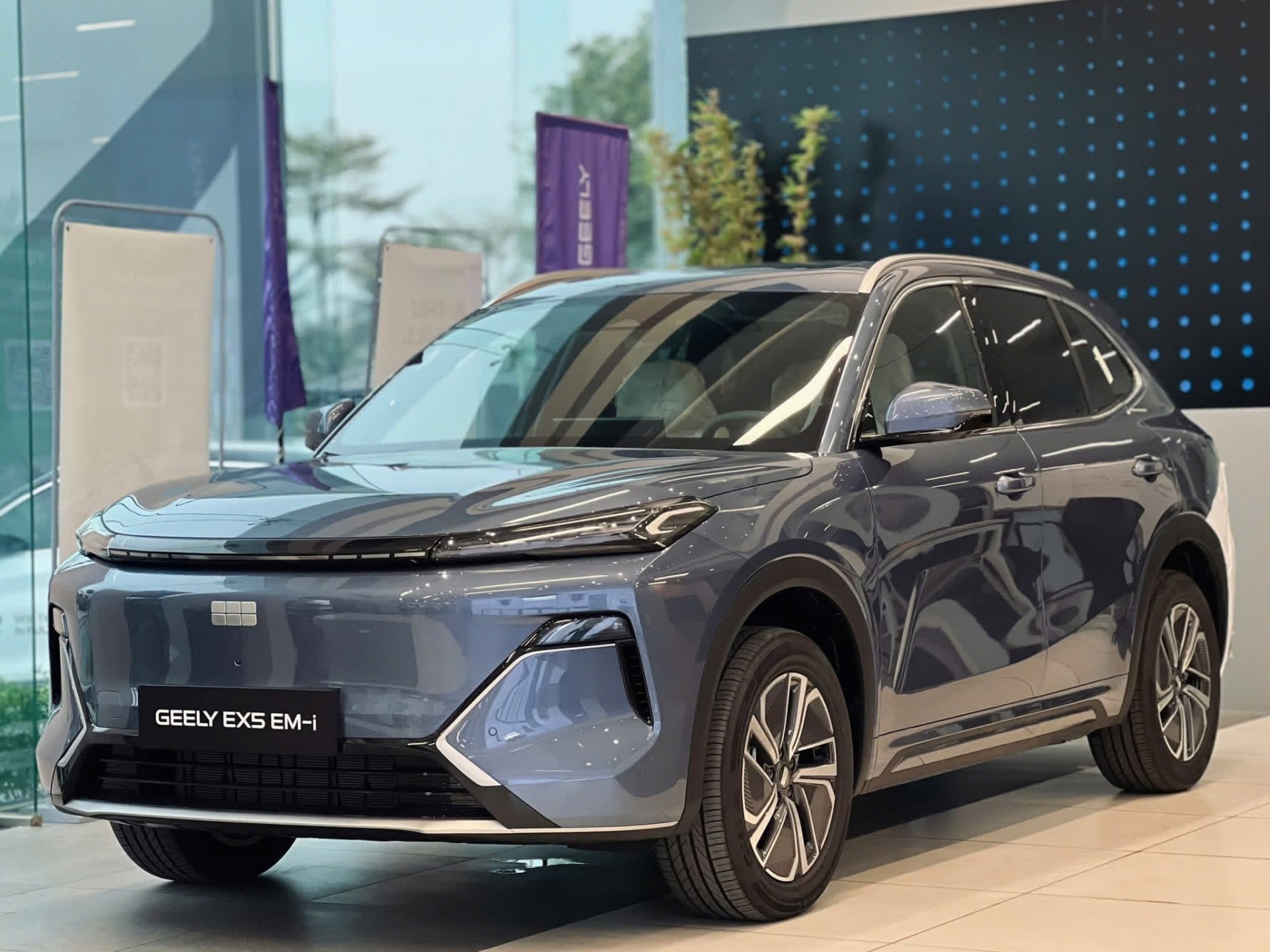 7 mẫu xe hybrid cắm sạc đang bán: Trung Quốc thống trị PHEV