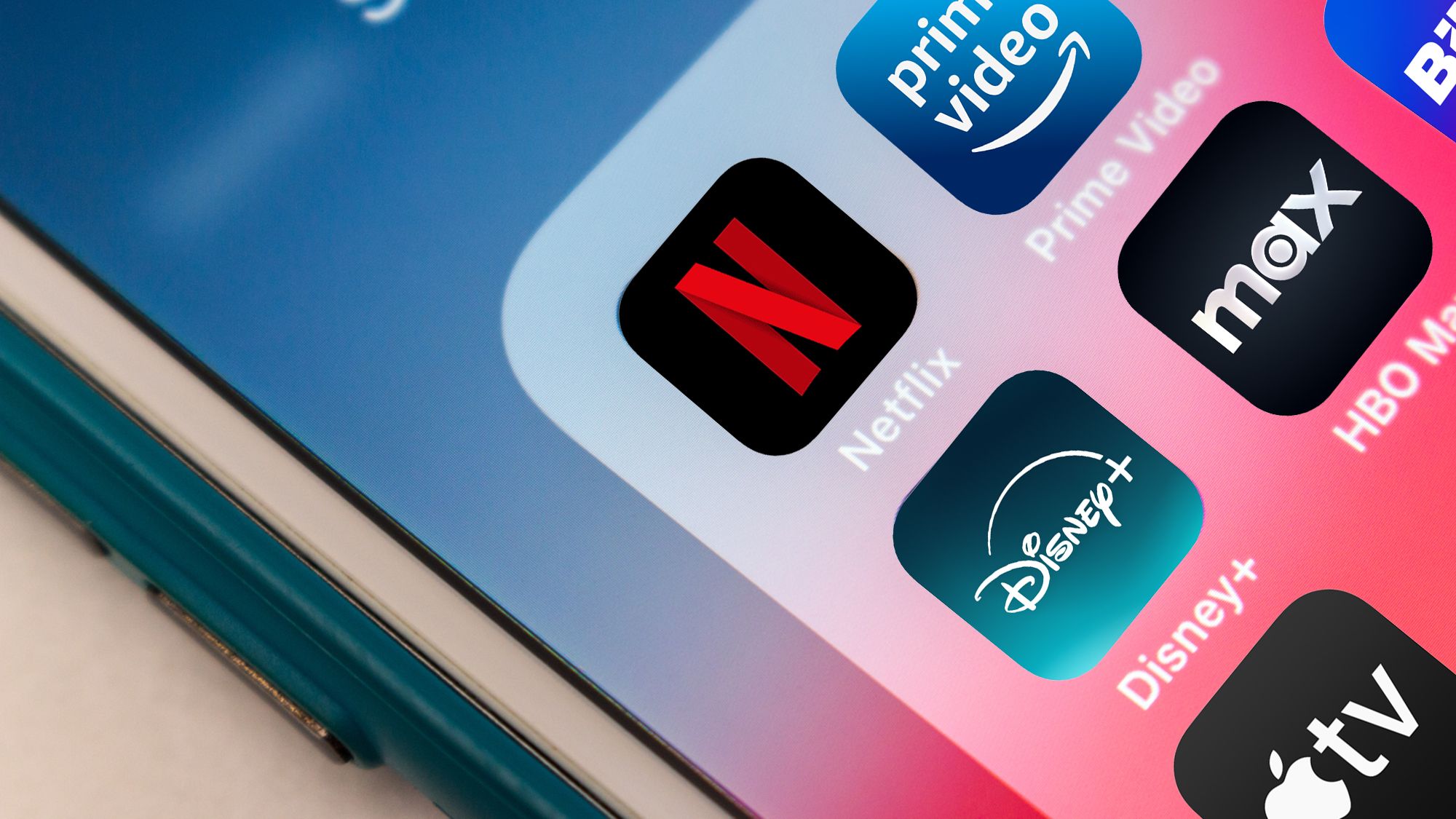 Giá streaming tăng chóng mặt: Ai là thủ phạm lớn nhất?