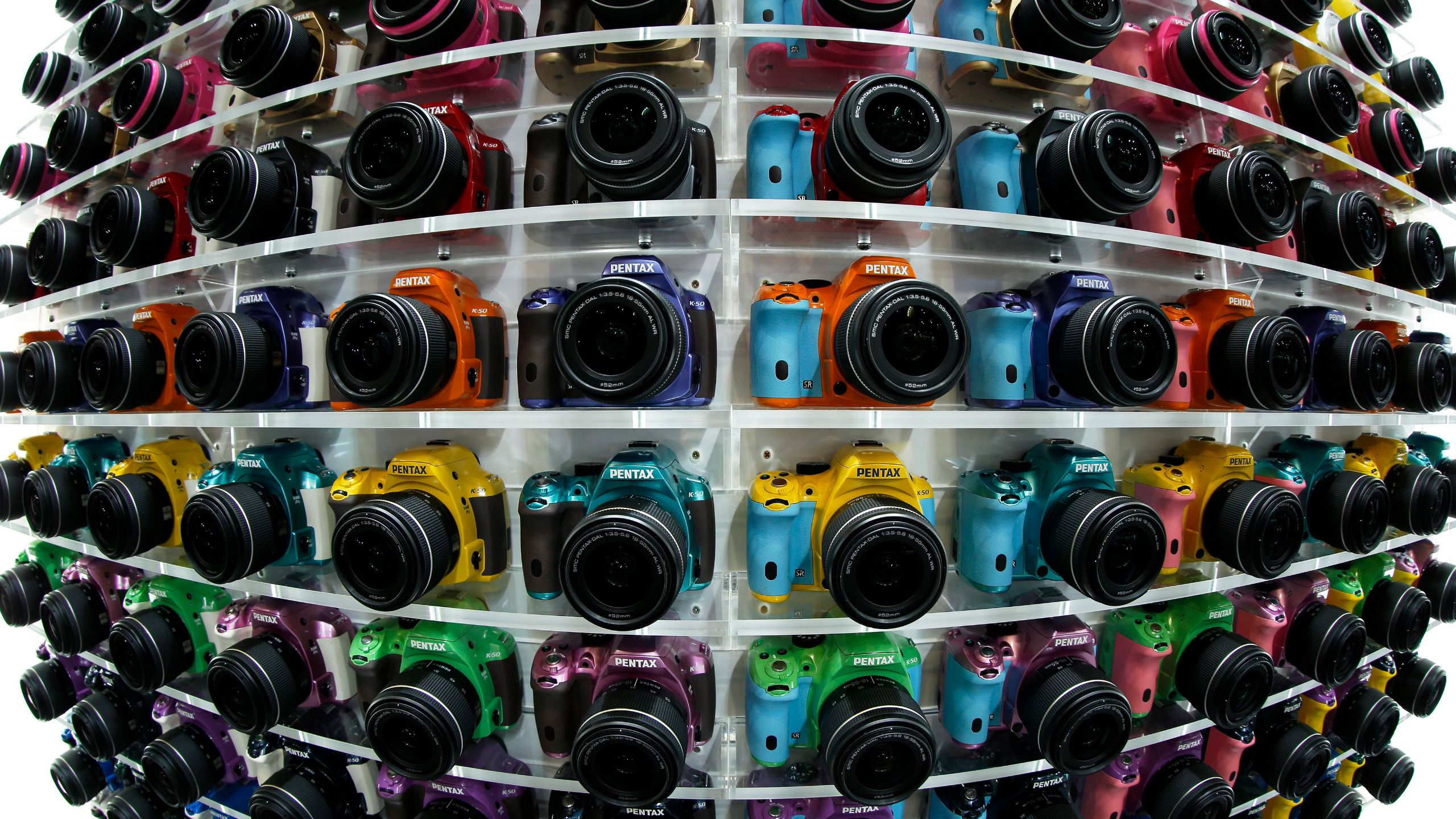 Pentax kết thúc kỷ nguyên K-series DSLR: điều gì sẽ mất đi?