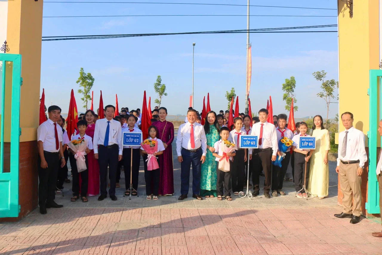 Hơn 21% học sinh Huế vẫn thiếu sách giáo khoa: Nguyên nhân và giải pháp khẩn cấp