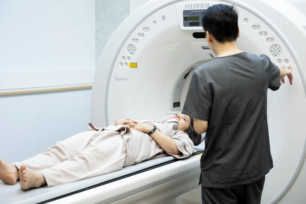 Tầm soát sức khỏe kết hợp bảo hiểm: Lá chắn kép cho người Việt