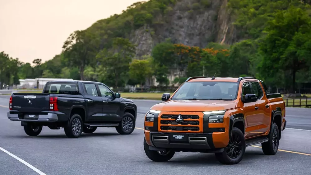 Mitsubishi Triton bất ngờ dẫn đầu xe xăng tháng 8: cú lật kèo hiếm trong phân khúc bán tải