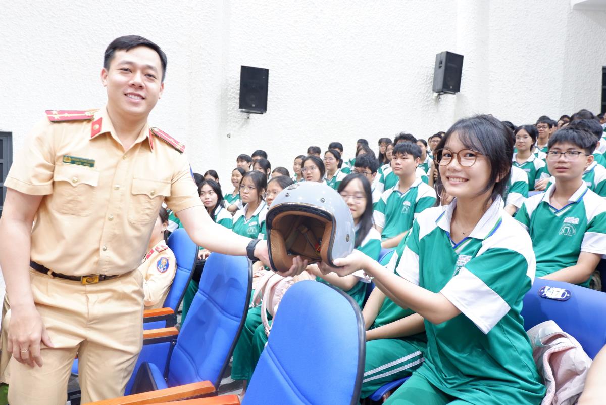 Cách hiệu quả để dạy học sinh kỹ năng tham gia giao thông an toàn