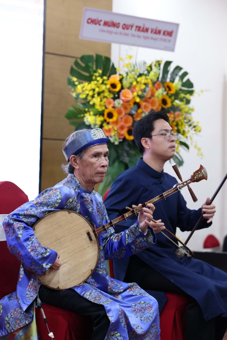 Quỹ học bổng Trần Văn Khê: Di sản âm nhạc từ trái tim đến thế hệ trẻ