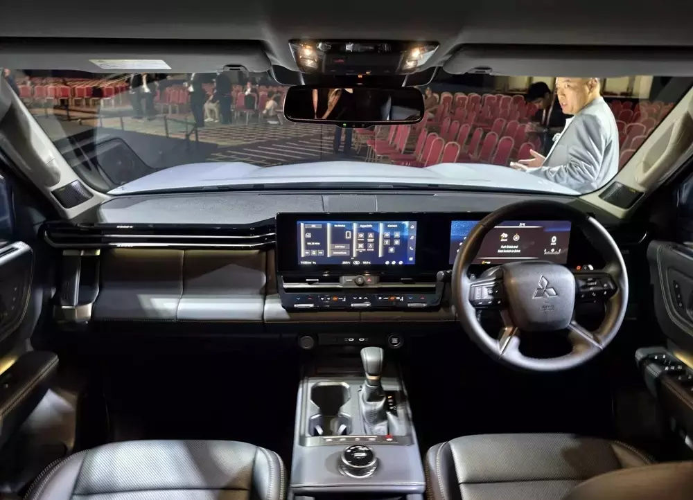 Mitsubishi Pajero thế hệ mới: Cú hích SUV diesel 2.4L tại Đông Nam Á