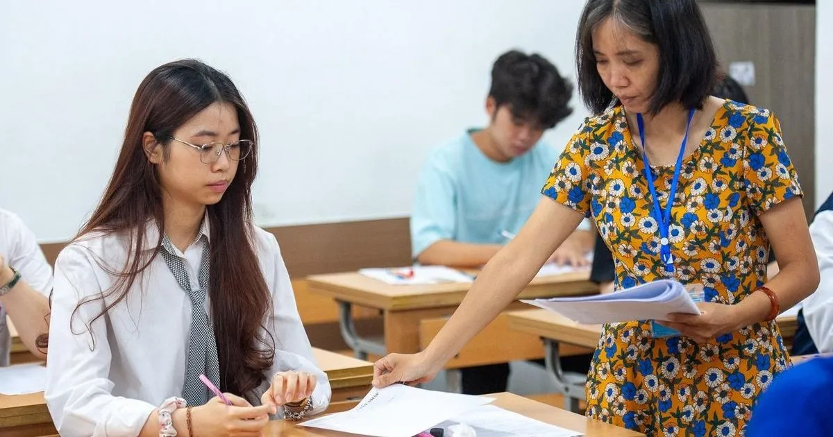 Giáo viên hưu trí trở lại toàn thời gian: lối thoát cho khủng hoảng thiếu giáo viên
