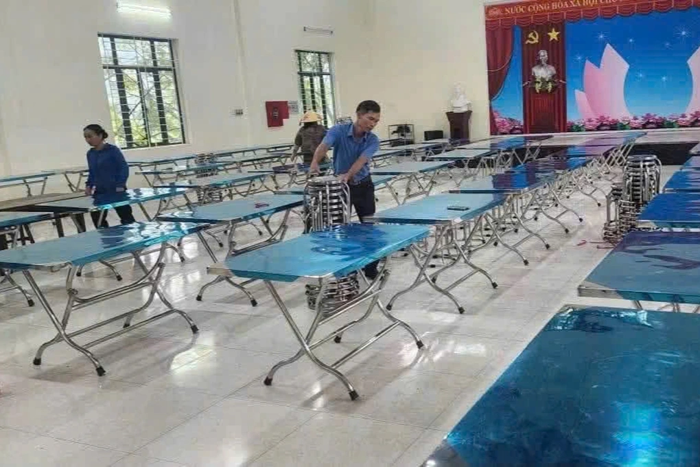 Đóng cửa điểm trường lẻ Nghệ An: Khủng hoảng niềm tin hơn là chuyện khoảng cách