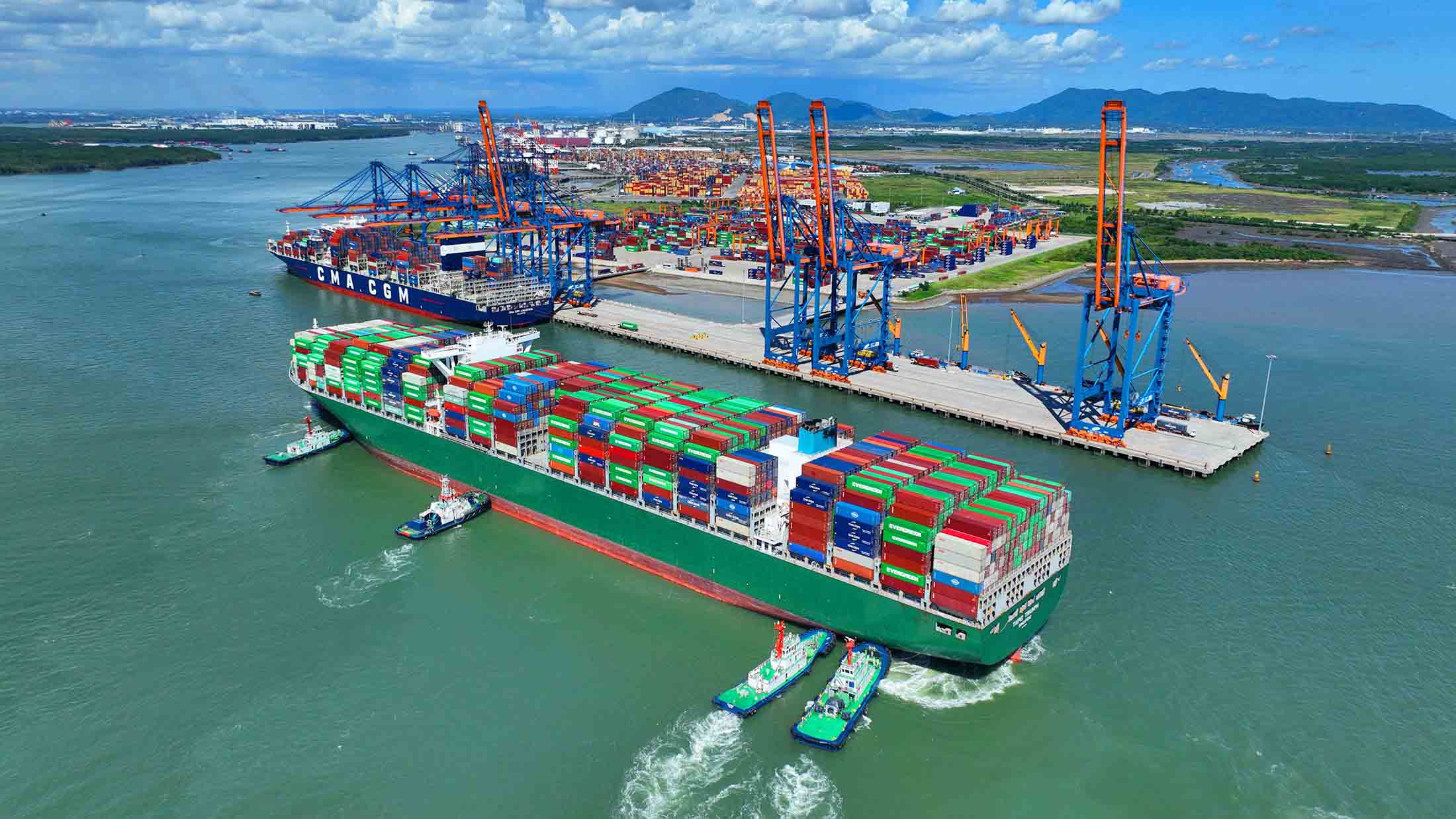 Cảng TP.HCM xanh hóa logistics để thành trung tâm Đông Nam Á