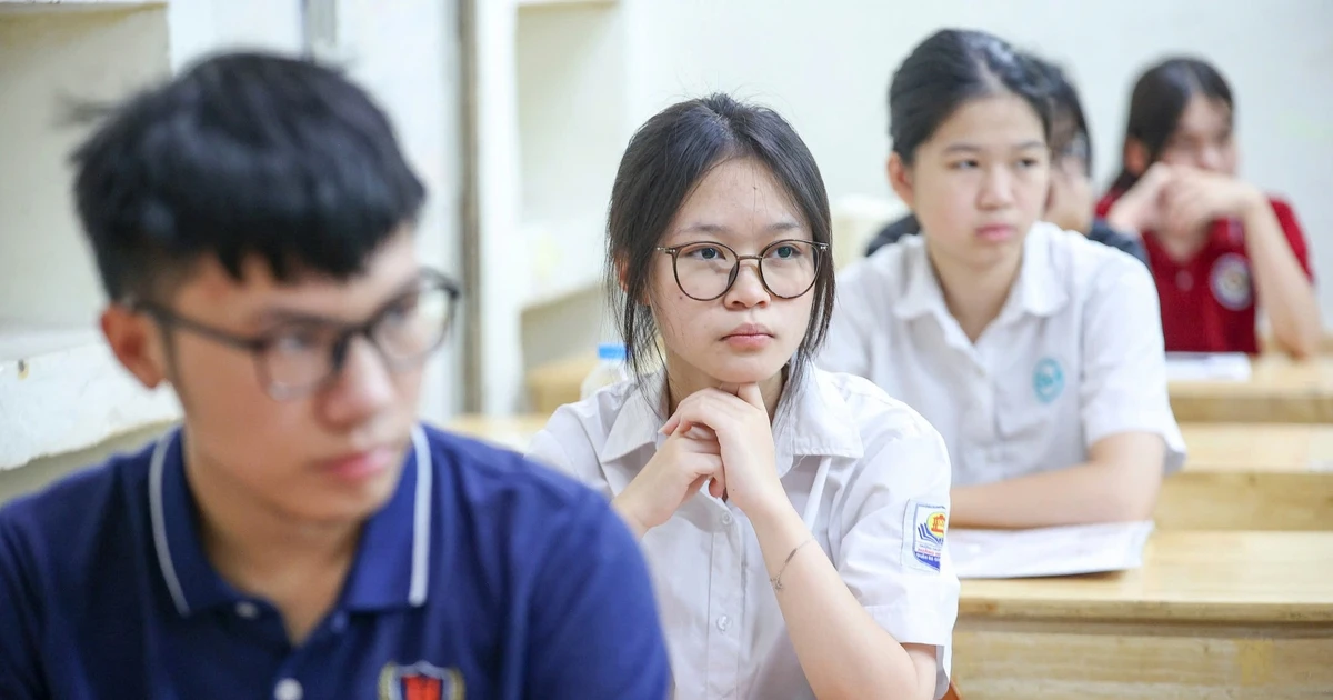 Bỏ kỳ thi tuyển sinh lớp 10: Đổi áp lực hay đổi hệ thống?