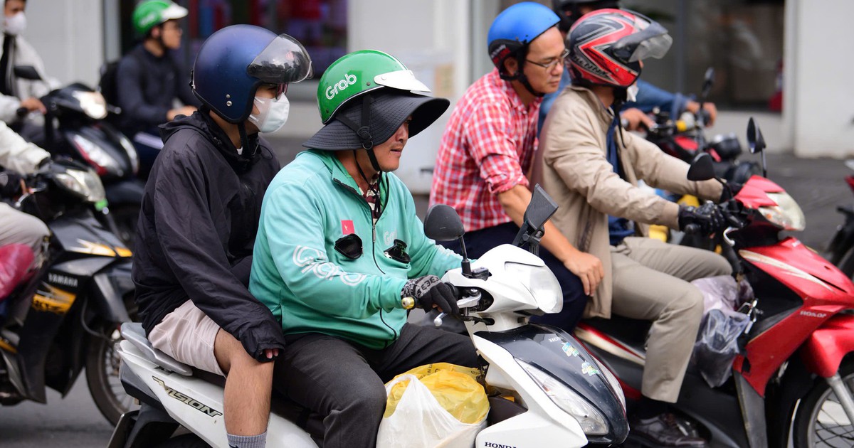 Tài xế Grab tắt app: quyền lựa chọn hay hành vi bị phạt?