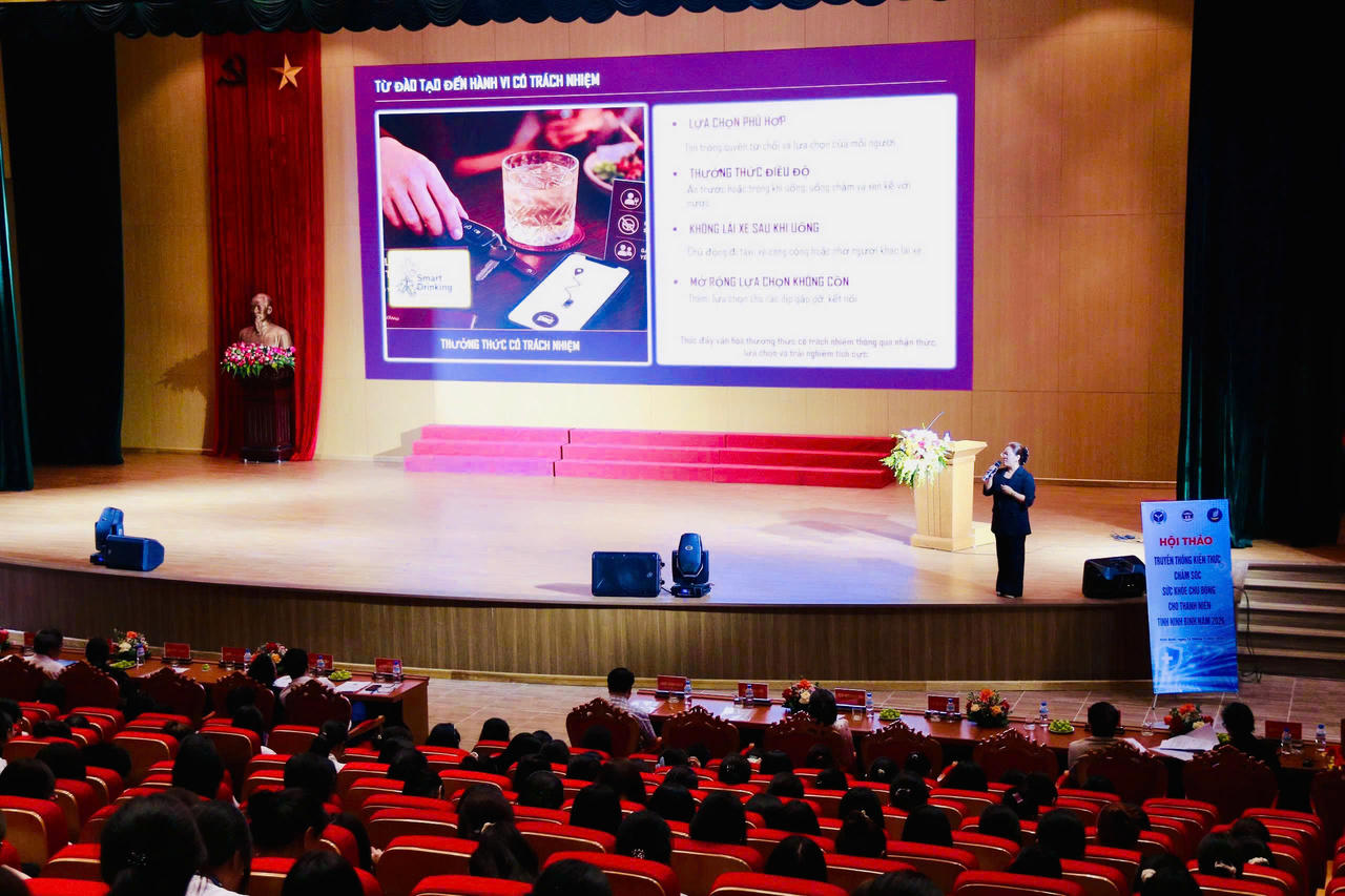 Hội thảo Ninh Bình: Khi kiến thức sức khỏe thanh niên biến thành hành động sống khỏe