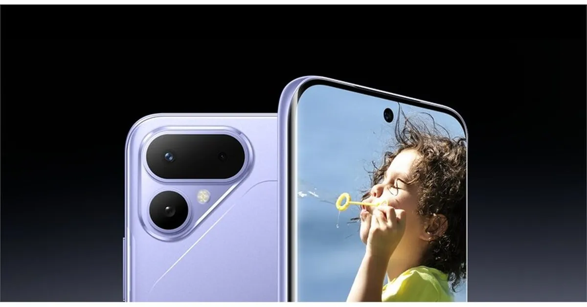 TECNO POVA Curve 2 5G vs POVA 7: có nên trả thêm 4,3 triệu?