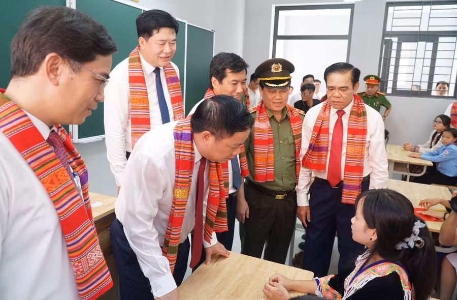 Trường nội trú vùng biên giới và cuộc đổi đời cơ hội học tập