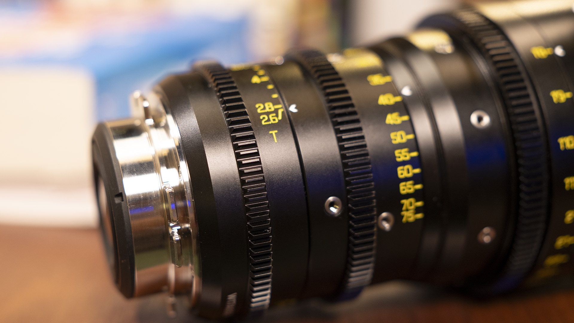 Ống kính điện ảnh chuyên nghiệp: Sigma, DZOFILM và TLS đang thay đổi cuộc chơi