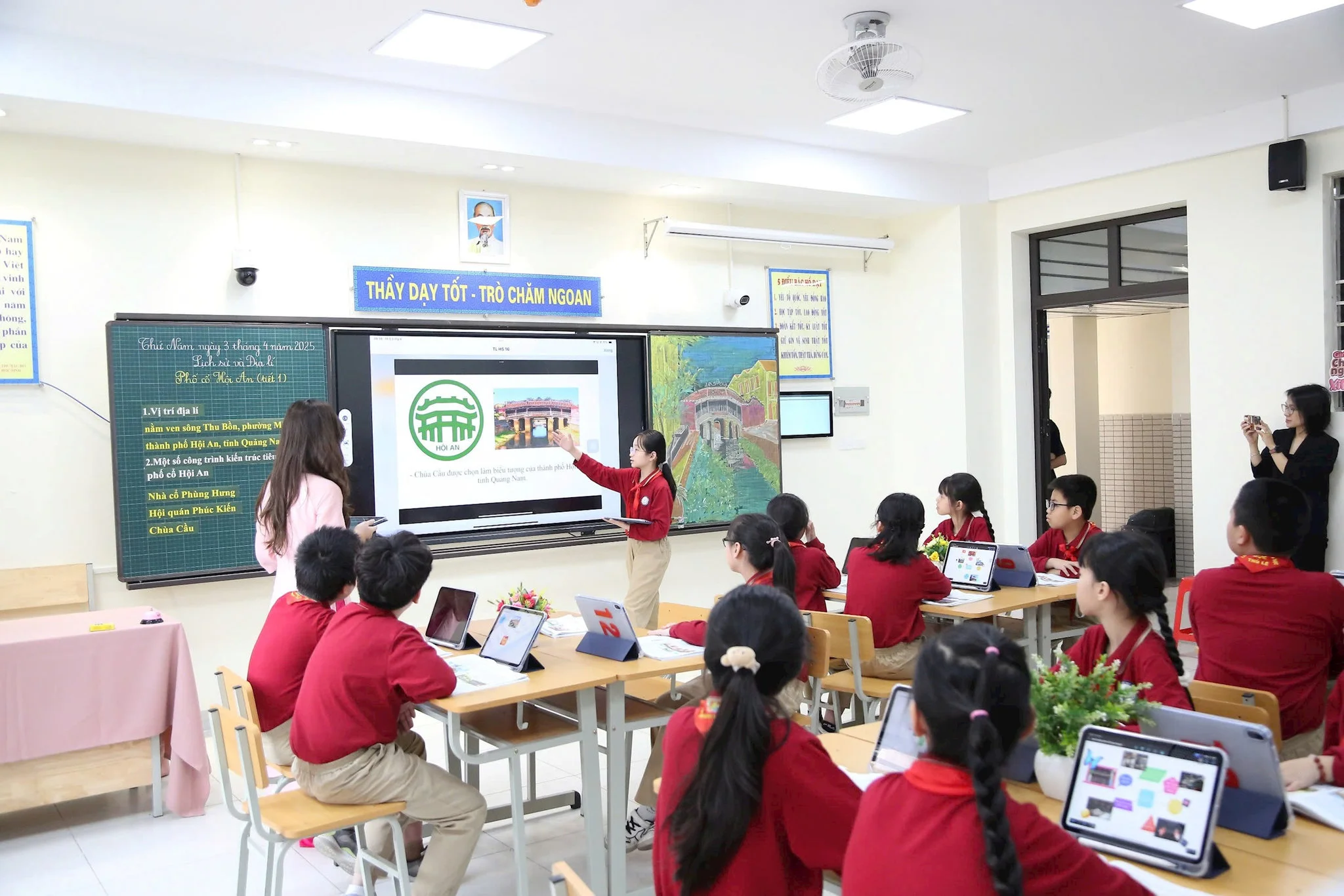 Hà Nội đưa AI vào 12 tiết/năm từ lớp 1: Cơ hội hay thách thức?