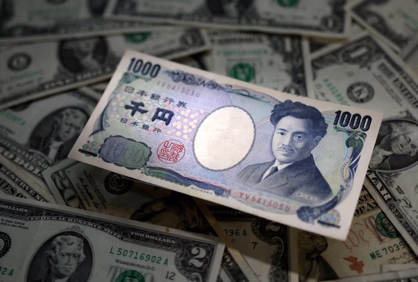 Đồng yên Nhật tăng giá, carry trade rung lắc và rủi ro cho thị trường mới nổi