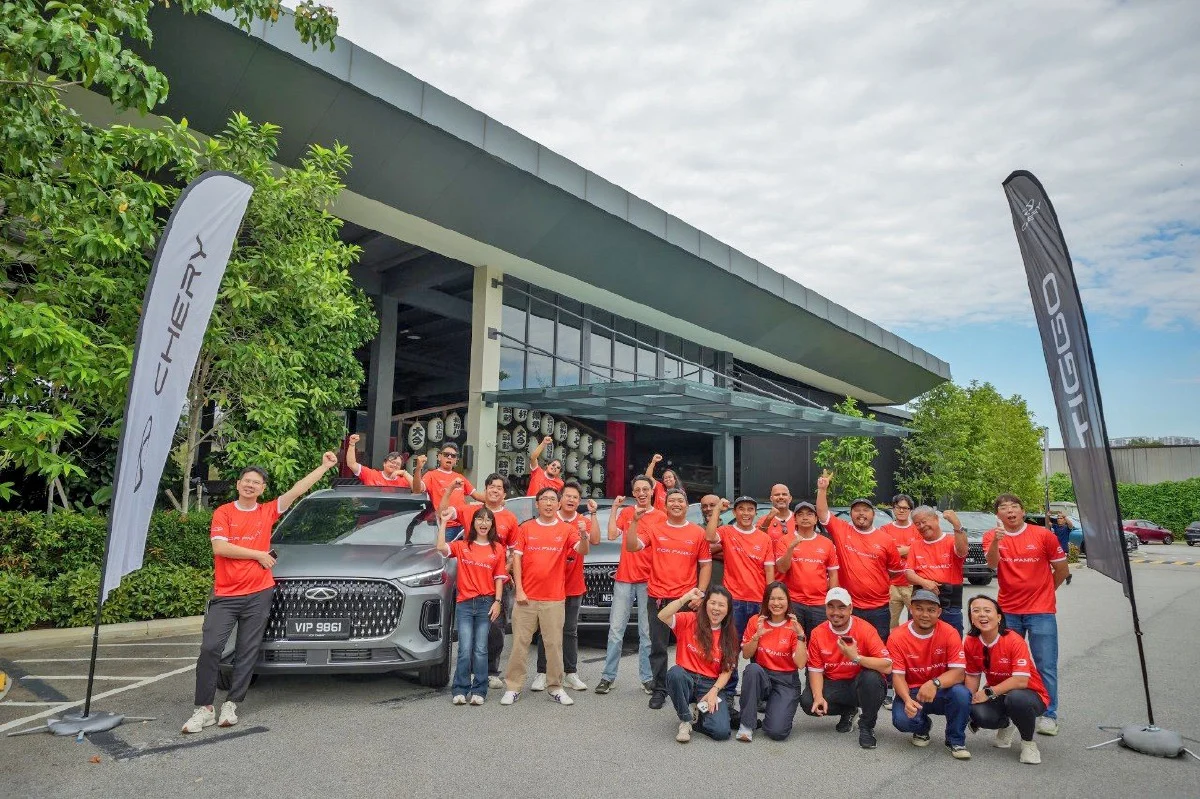 Chery Tiggo 7 vs Suzuki Swift Sport: SUV Kompak Mana Lebih Berbaloi?