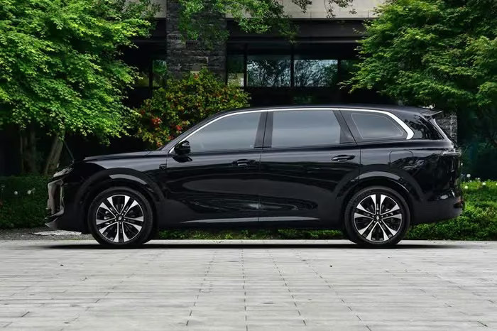 SUV dưới 650 triệu: Xe Trung Quốc có đáng mua hơn Honda, Toyota, Mazda?