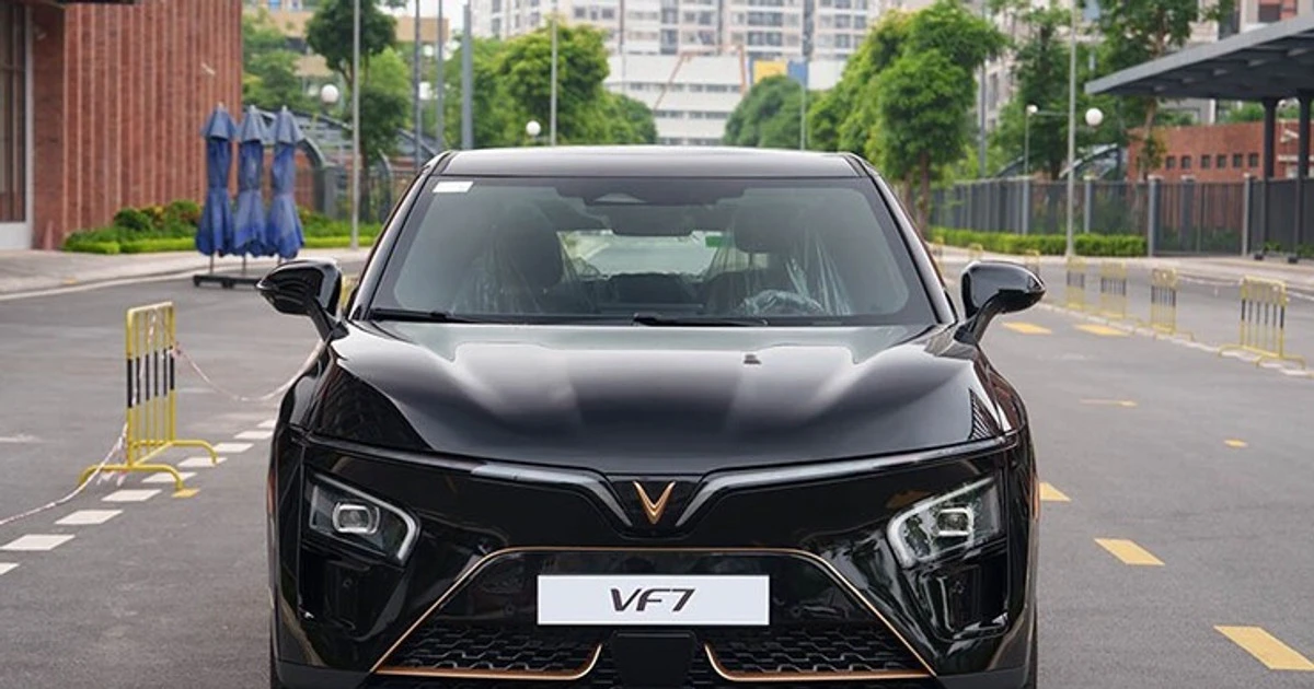 VinFast VF 7: SUV điện hạng C khác biệt với 349 mã lực