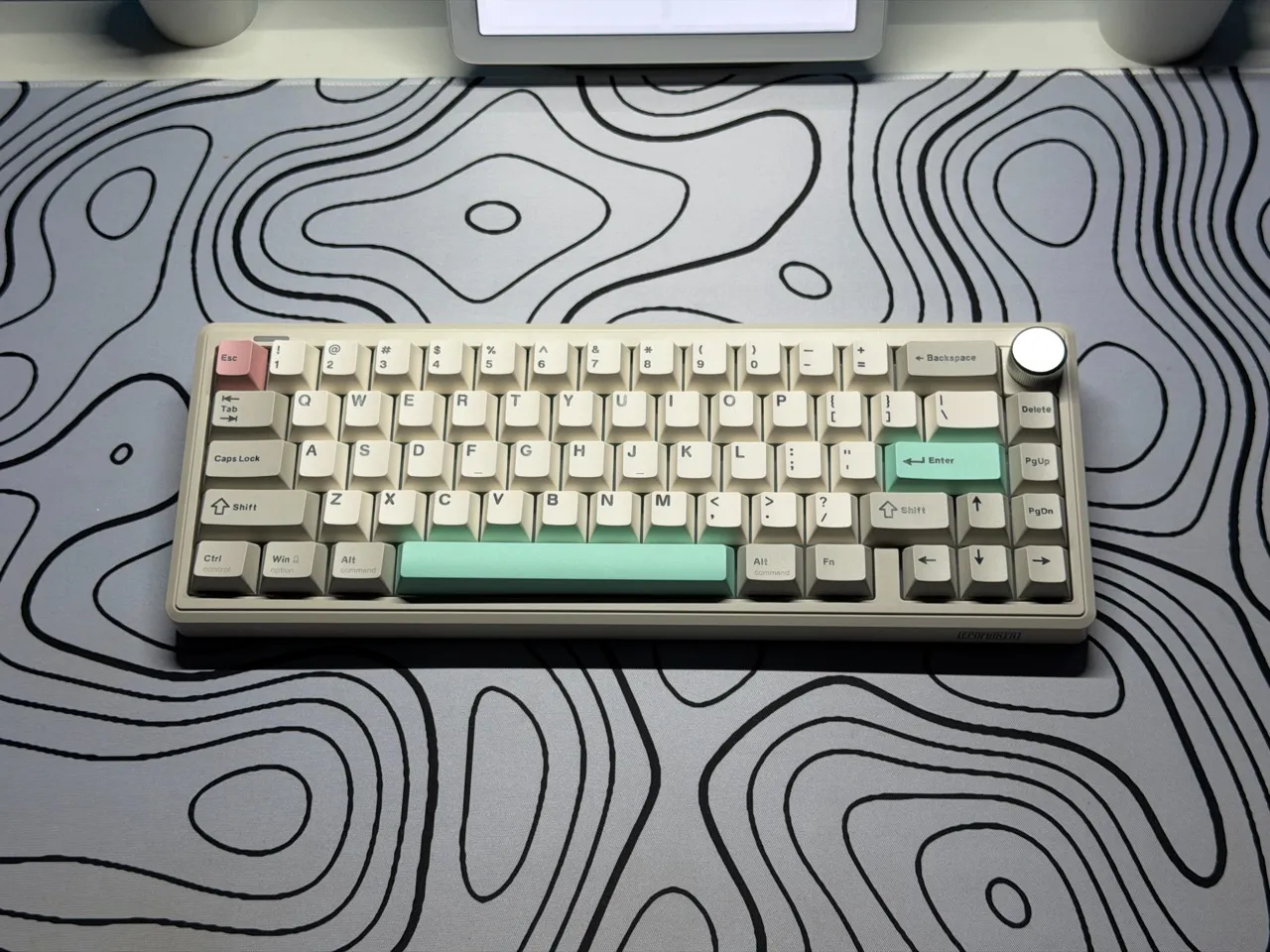 EPOMAKER Glyph vs EPOMAKER TH65: đâu là bàn phím cơ compact đáng chọn?