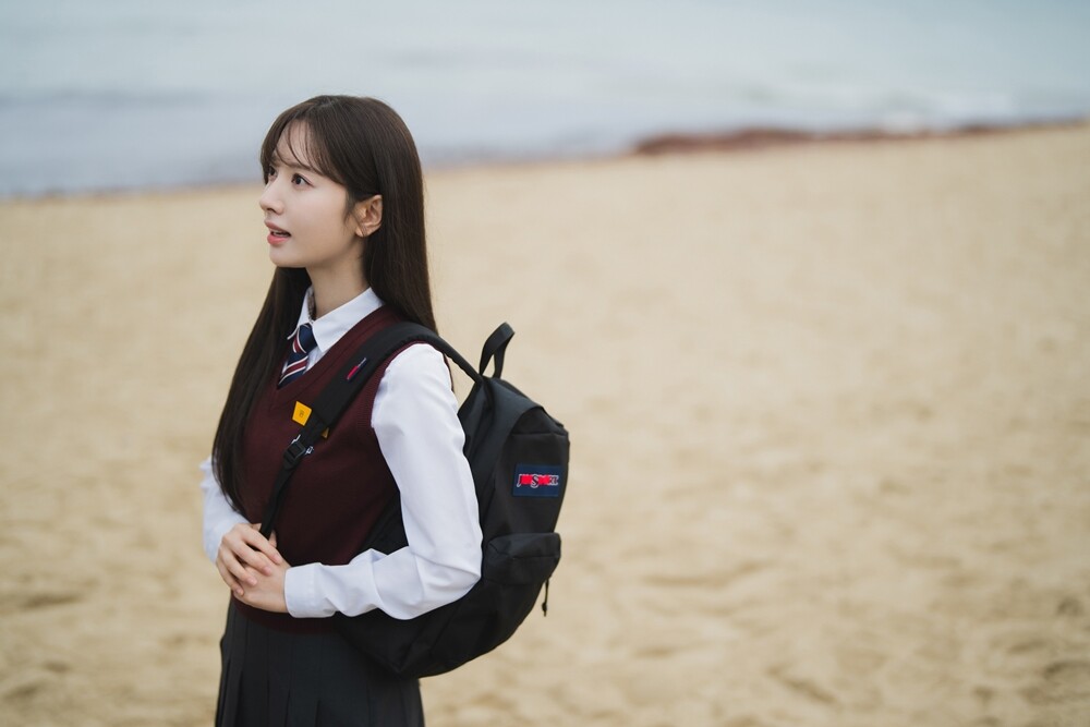 Cơ Thể Bị Đổi Chỗ, Trái Tim Vẫn Nguyên: Dive Into You Và Cơn Hỗn Loạn Lãng Mạn
