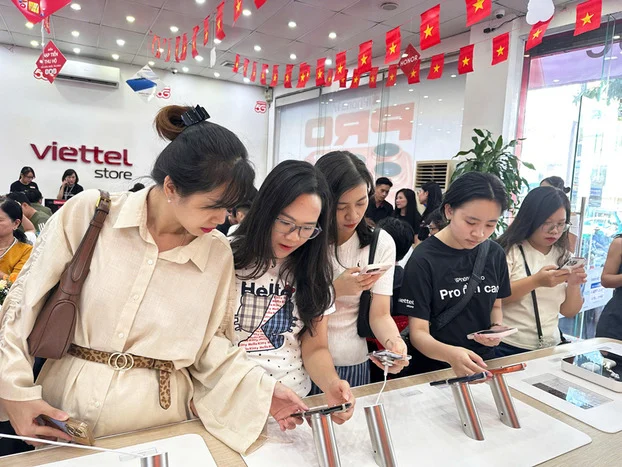 Tiết kiệm tới 18 triệu đồng khi nâng cấp iPhone 18 Pro tại Viettel Store