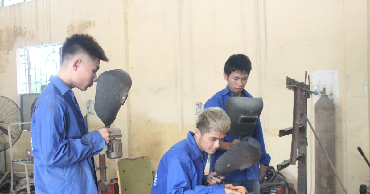 Trường nghề đổi mới để mở cơ hội việc làm cho học sinh yếu thế