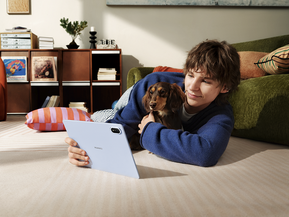 Huawei MatePad Air ra mắt: tablet siêu mỏng với màn OLED PaperMatte và AI tích hợp