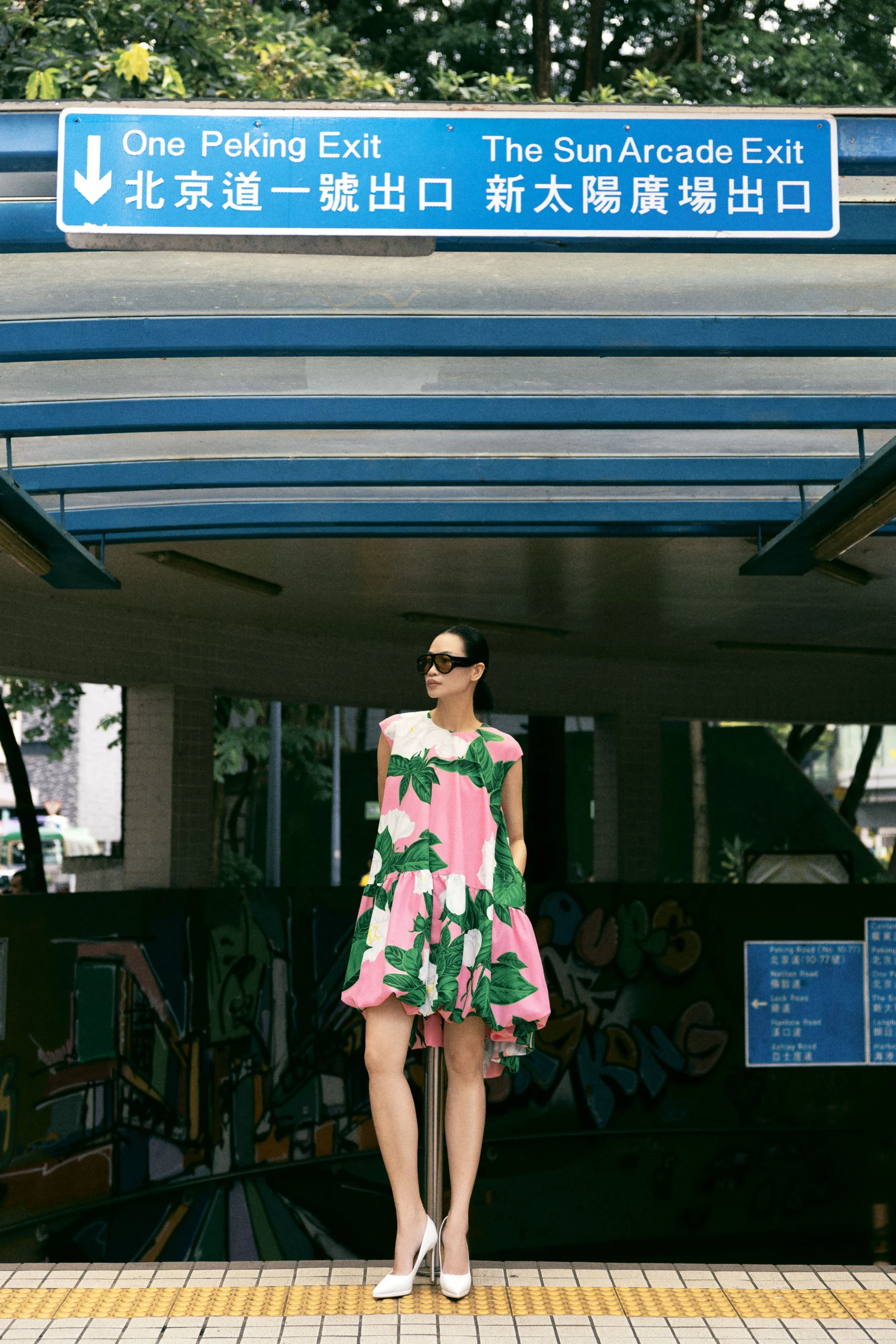 VUNGOC&SON tỏa sáng trên phố Hồng Kông với Pop Art