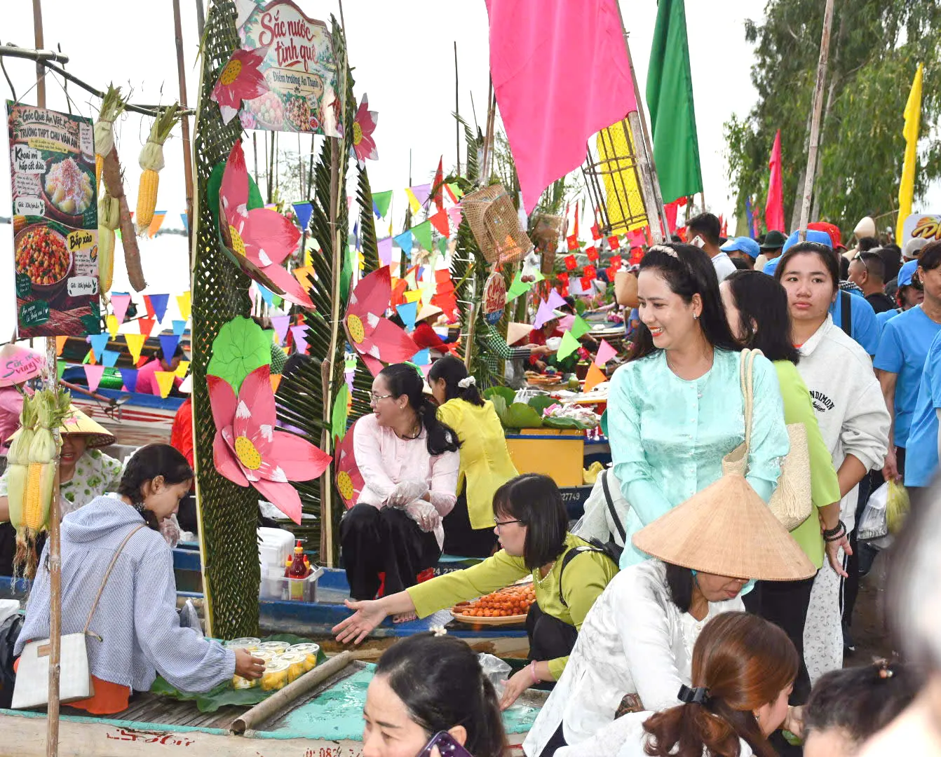 Mùa nước nổi Đồng Tháp và An Giang: Lịch trình du lịch sinh thái tiết kiệm