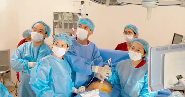 Từ đọc hình ảnh y tế đến phẫu thuật: AI trở thành trợ thủ của bác sĩ