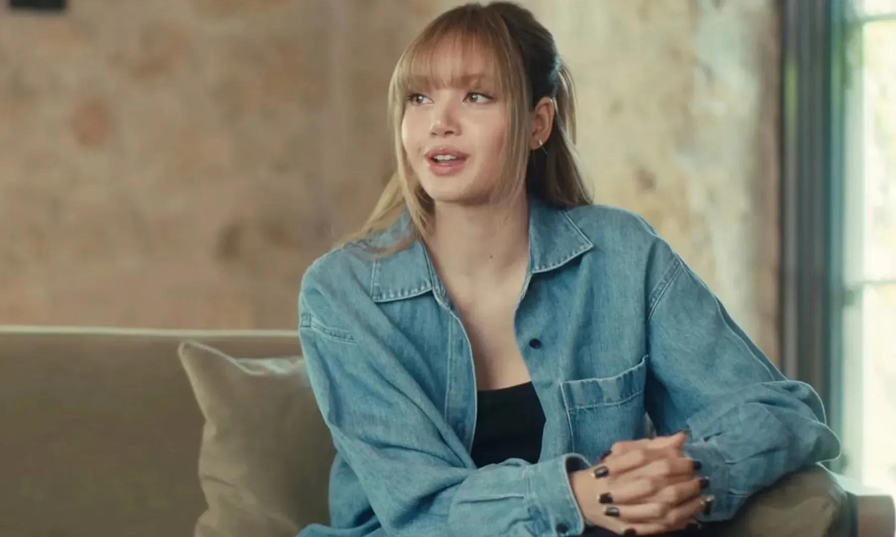 Always Lalisa: Cơn ác mộng đào tạo K-pop sau nụ cười của Lisa