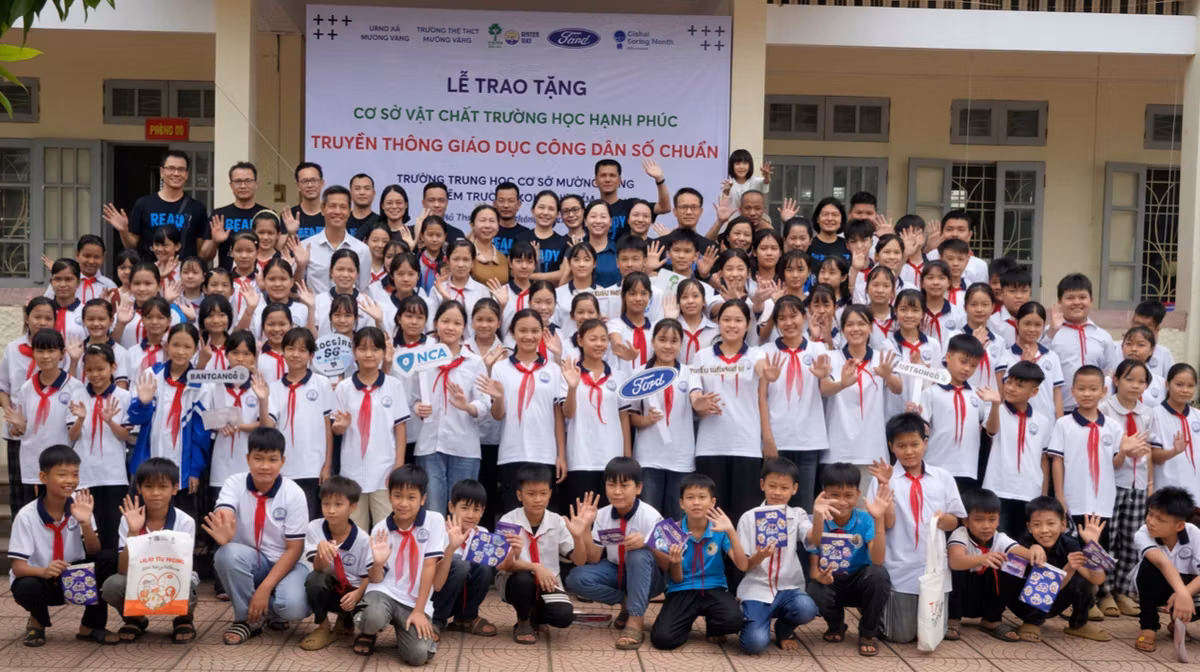 Trường học hạnh phúc đưa kỹ năng an toàn số vào từng tiết học