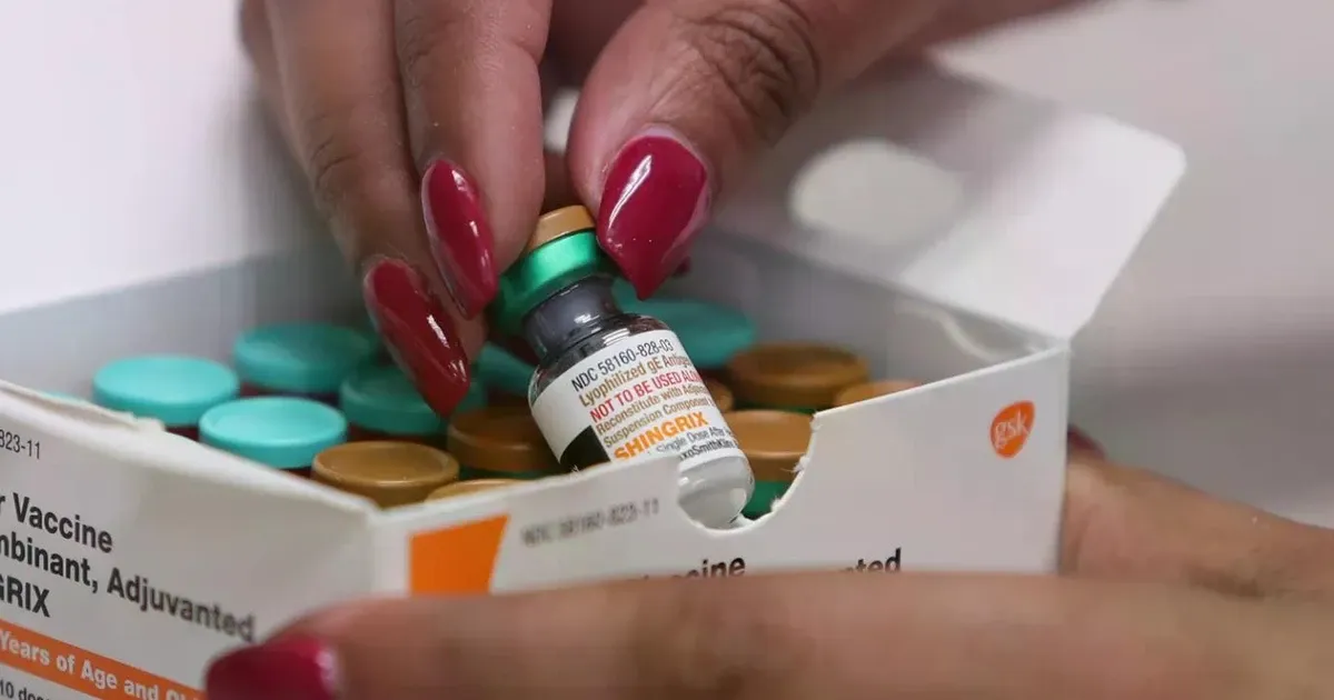 Vaccine zona Shingrix và bất ngờ bảo vệ tim mạch ở người cao tuổi