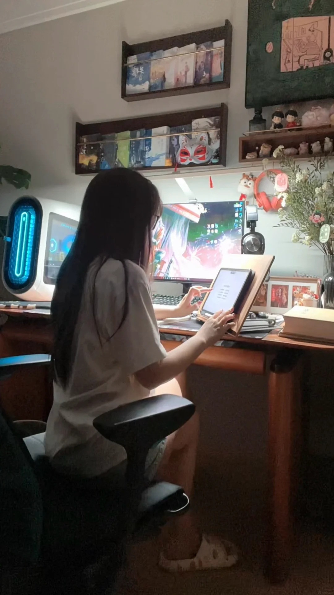Từ tiểu thuyết ngôn tình đến đế chế chuyển thể phim