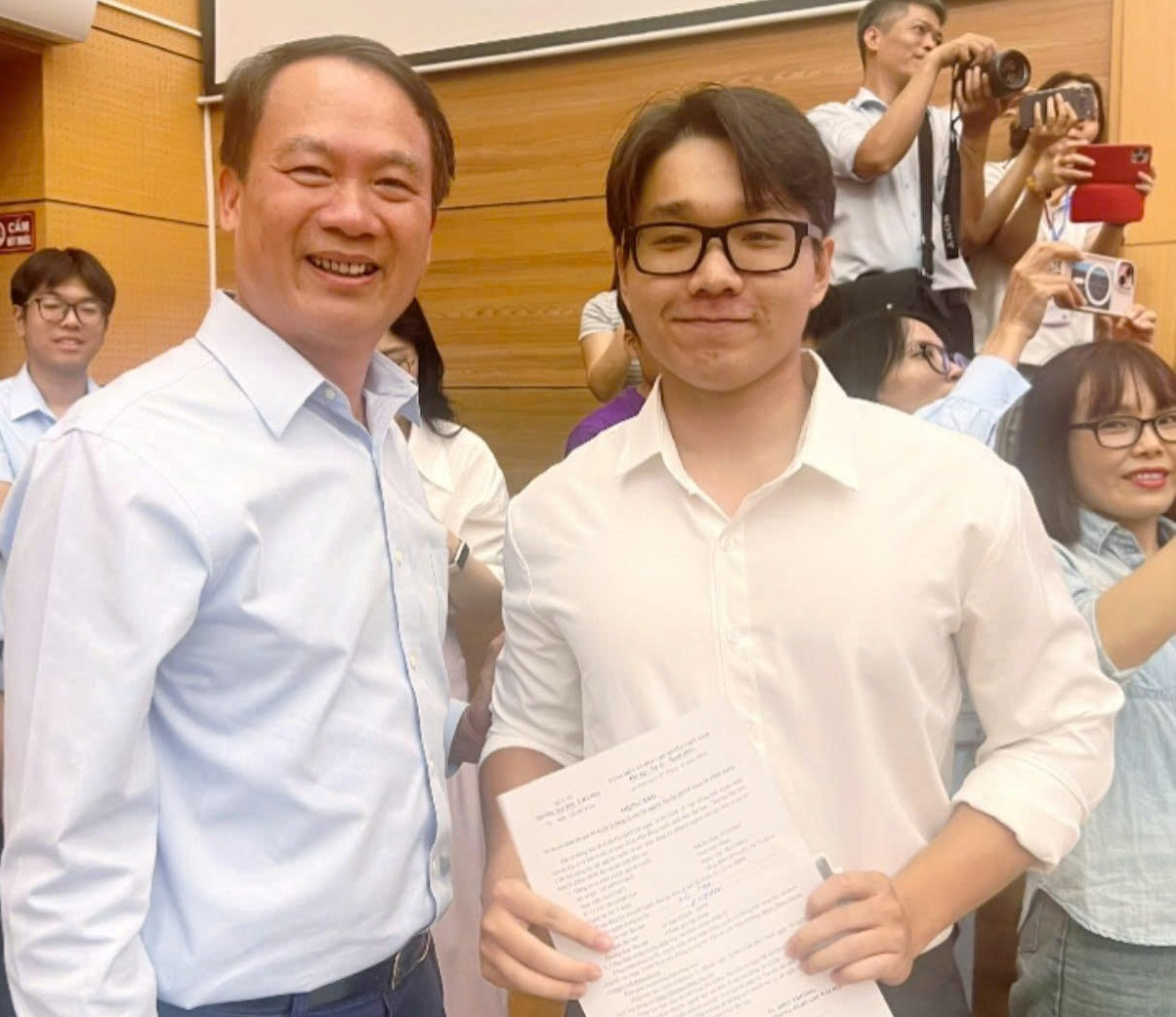 Nam sinh trường ngoài vào top 4 bác sĩ nội trú Hà Nội