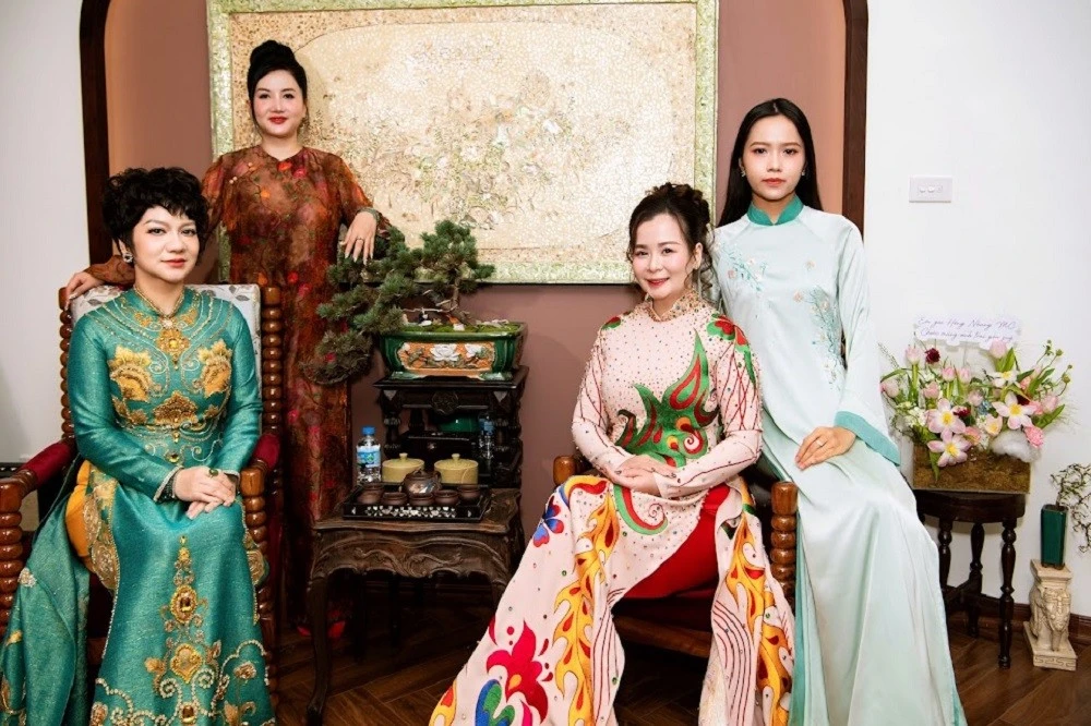 Không gian áo dài của Kenny Thái: Khi di sản bước vào đời sống và du lịch