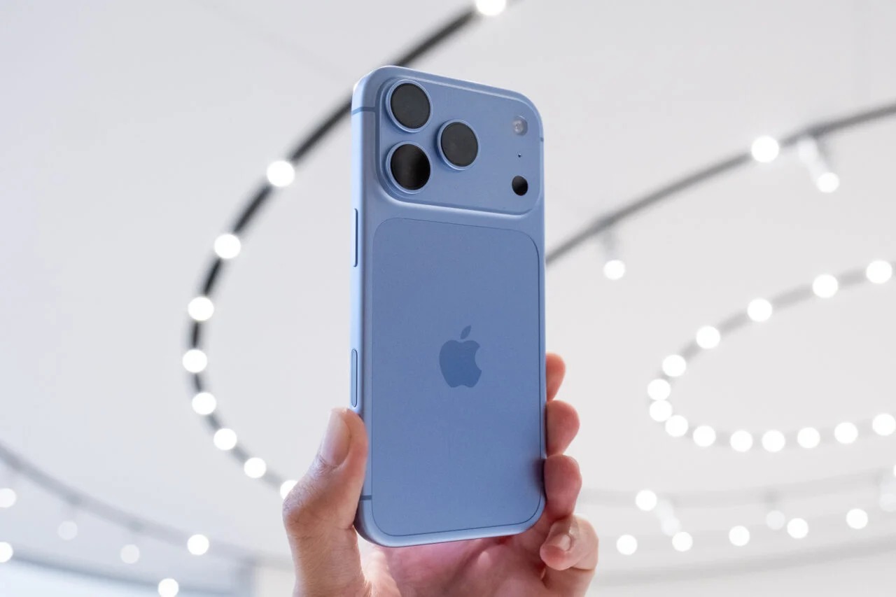 iPhone 18 Pro Max đặt trước vượt 300 tỷ: nâng cấp có xứng đáng?
