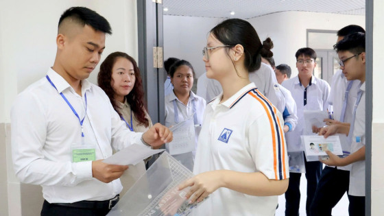 Gần 5.600 học sinh Hà Nội tranh tài chọn đội tuyển học sinh giỏi quốc gia