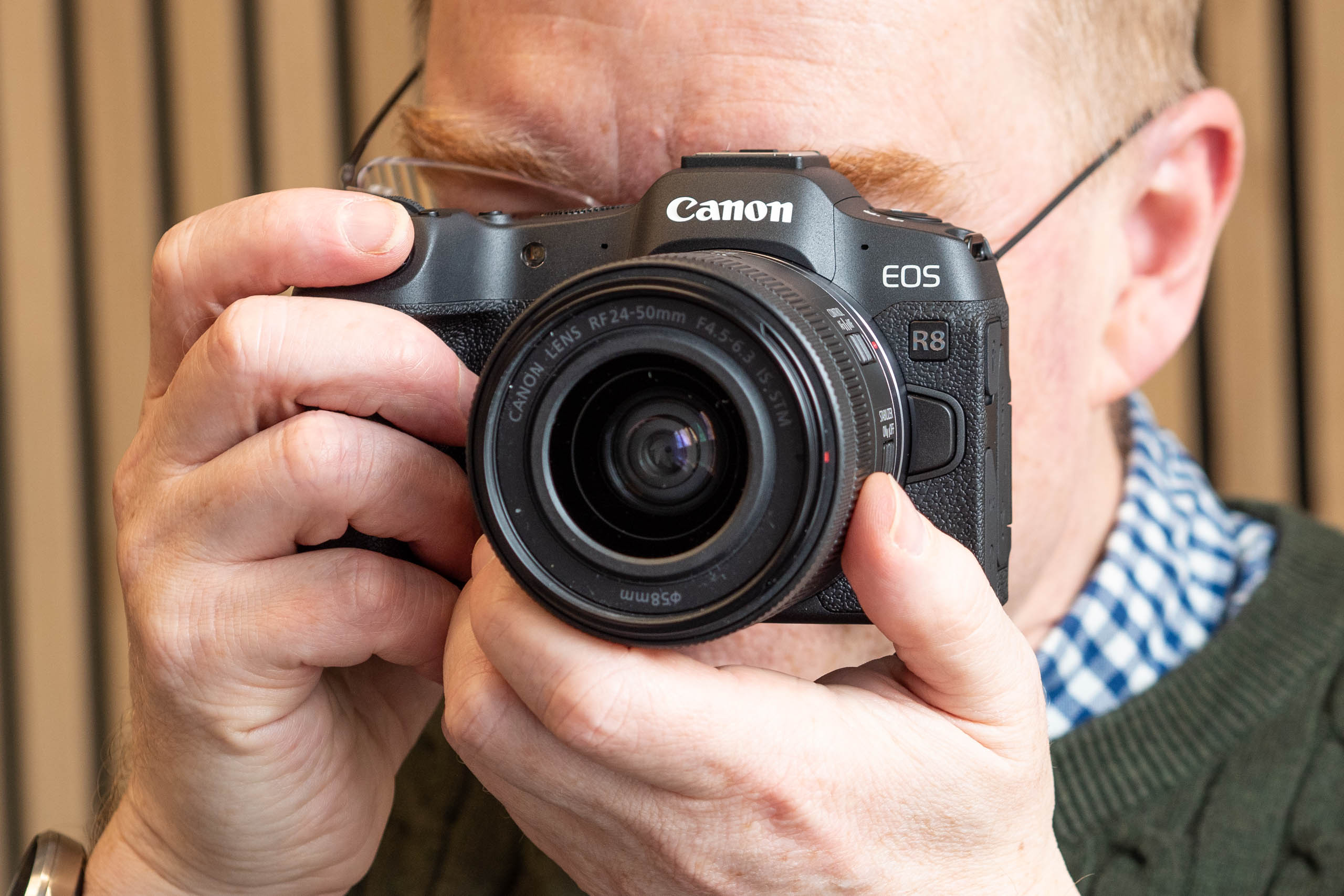Hướng dẫn chọn máy ảnh Canon full-frame đang giảm giá