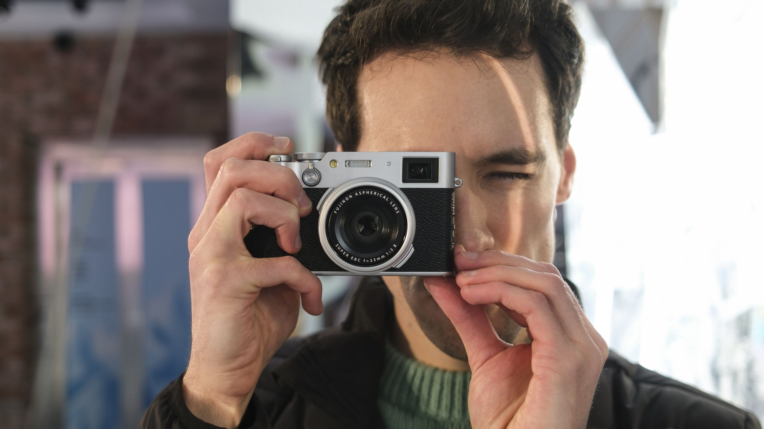 Máy Ảnh Fujifilm Retro Nào Đáng Mua: Từ Mirrorless Đến Compact