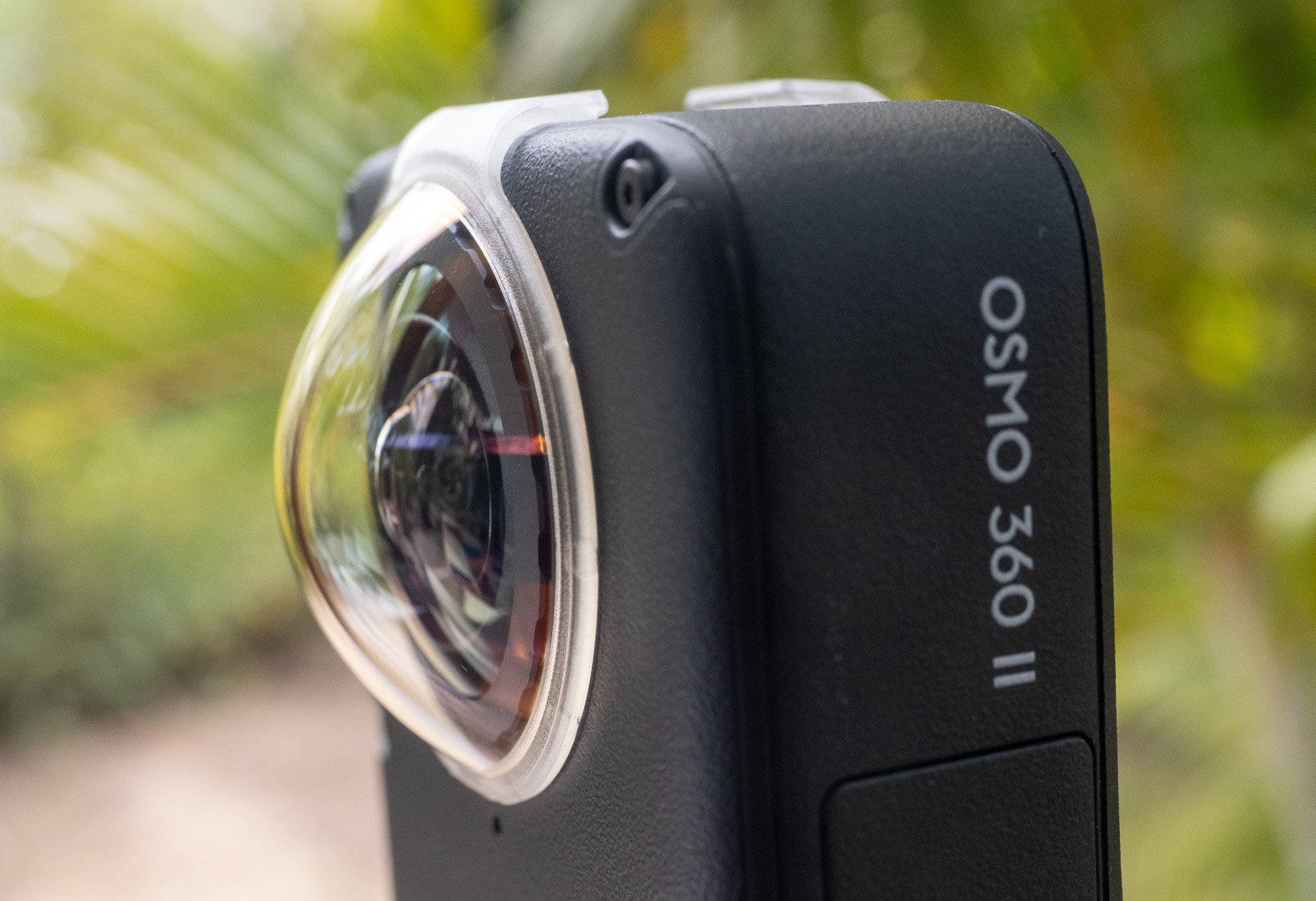 DJI Osmo 360 II: Bước nhảy lớn cho máy ảnh 360 độ dùng AI