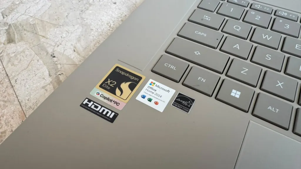 ASUS Zenbook A16: Laptop 16 inch siêu nhẹ có đáng tiền?