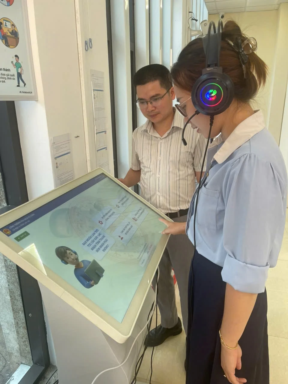 Kiosk thông minh AI: đưa dịch vụ công từ trụ sở ra cộng đồng